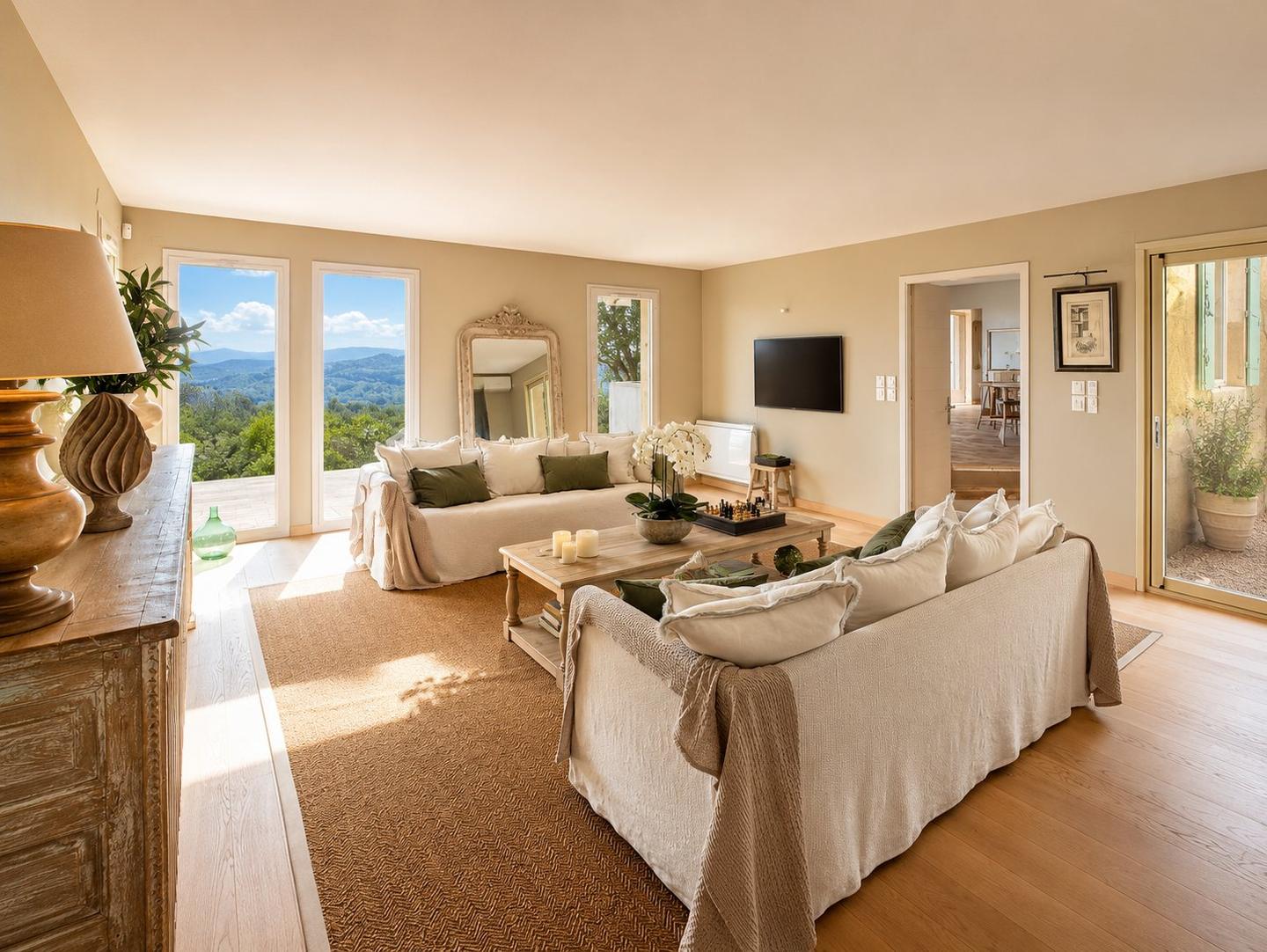 Séjour aux intérieurs provençaux, Villa Bonnieux