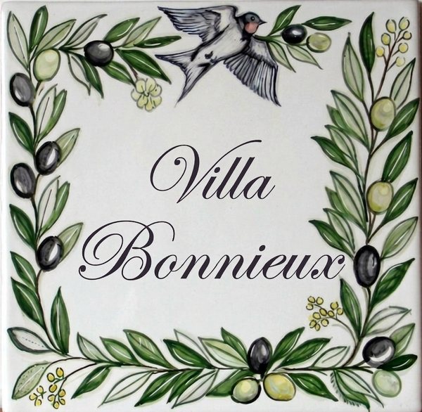 Carreau provençal peint à la main « Villa Bonnieux », rameaux d’olivier et hirondelle
